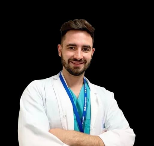 Imagen del Dr. Joaquin Alfaro cirujano y traumatólogo de la mano